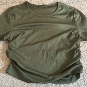 Army green cropped tee